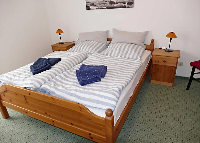 Lindenstra_e Appartamento *